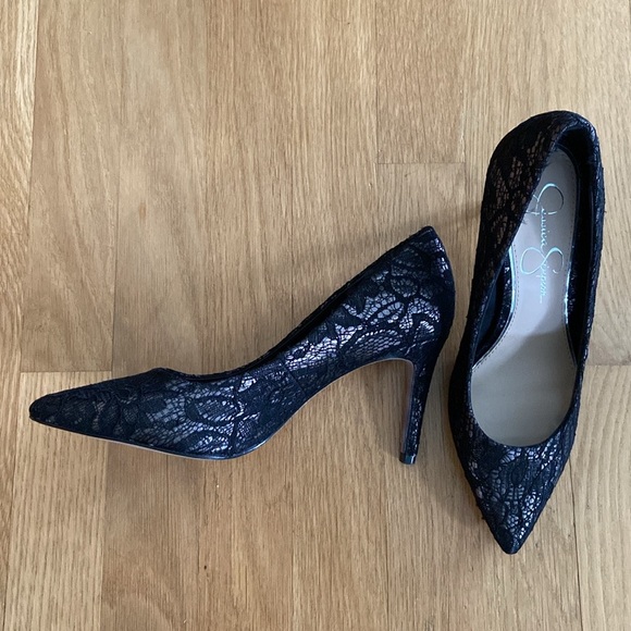 Jessica Simpson Like New “Carpena” Lacy Heels - Picture 9 of 14